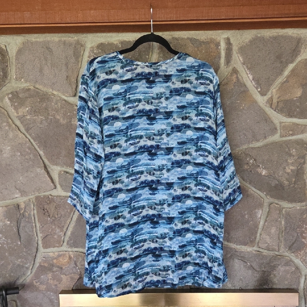 APNY Women's Blouse in Blue Pattern - Picture 3 of 4